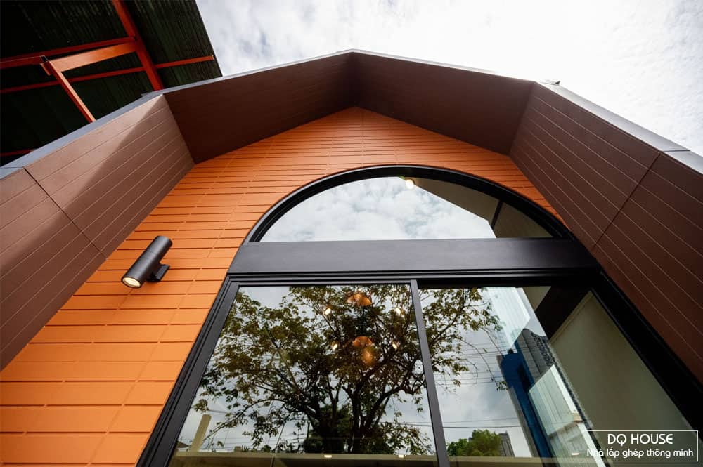 Bao gia nha tien che panel 1 tang co gac lung phong cach bac au