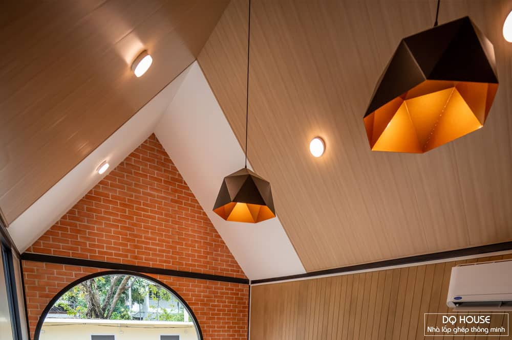 Nha tien che panel 1 tang co gac lung phong cach bac au gia 200 trieu