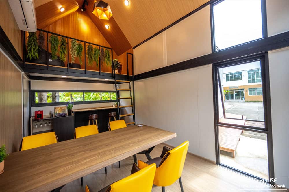 Nha tien che panel 1 tang co gac lung phong cach bac au gia 200tr