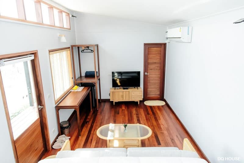 Mau nha lap ghep bang tam panel 150tr