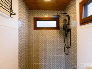 Phong tam nha go ket cau thep gia 100tr